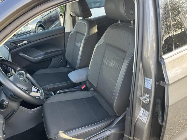 Volkswagen T-Cross 1.0 TSi DSG Style | BLACK DESIGN | AFN. TREKHAAK | CAMERA | LED |