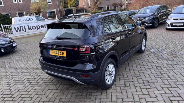 Volkswagen T-Cross 1.0 TSI Life | Automaat | Camera | VW Wealer geleverd en Geserviced |