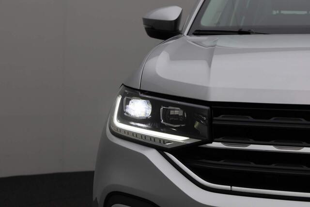 Volkswagen T-Cross 1.0 TSI 110PK DSG Style | Full LED | Camera | Stoelverwarming | ACC | Apple Carplay / Android Auto | 17 inch