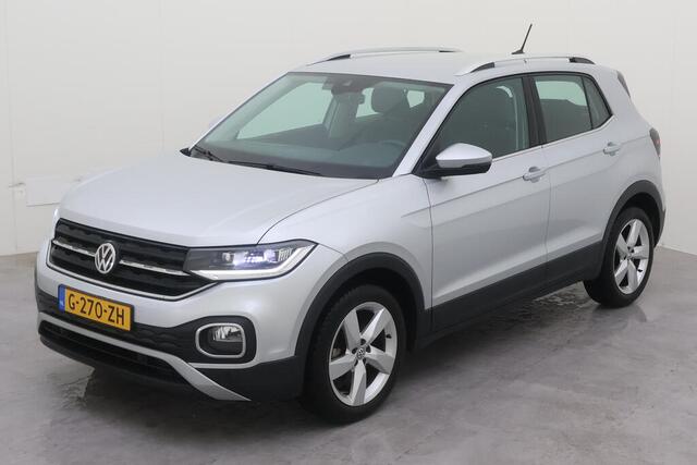 Volkswagen T-Cross 1.0 TSI Style Executive Navigatie / Parkeersensoren / LED / Clima / Bluetooth / 17"LM Velgen
