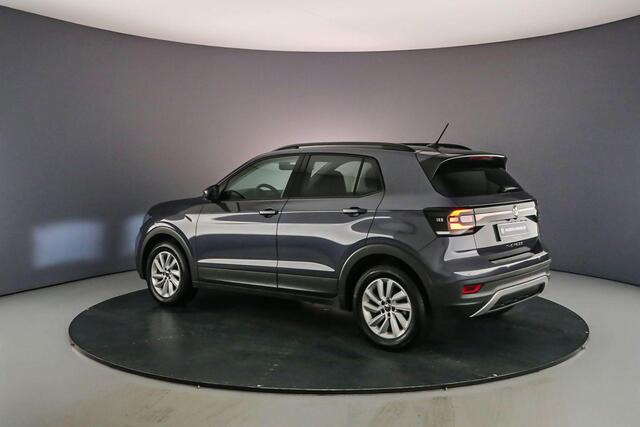 Volkswagen T-Cross Life 1.0 TSI 110pk DSG Automaat Adaptive cruise control, Achteruitrijcamera, Stoelverwarming, Parkeersensoren, Airco, DAB, Radio, Bluetooth, App connect