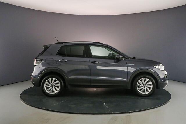 Volkswagen T-Cross Life 1.0 TSI 110pk DSG Automaat Adaptive cruise control, Achteruitrijcamera, Stoelverwarming, Parkeersensoren, Airco, DAB, Radio, Bluetooth, App connect