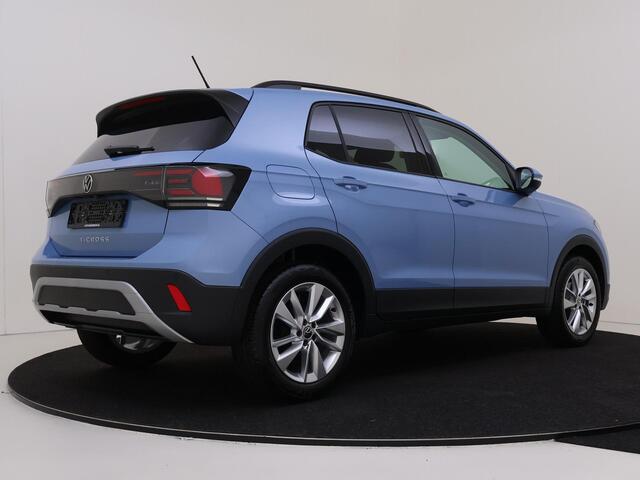 Volkswagen T-Cross 1.0 TSI 95 5MT Life Edition | 'App-Connect' draadloze smartphone integratie | Achterlichten LED | Afstandscontrolesysteem (Front Assist)