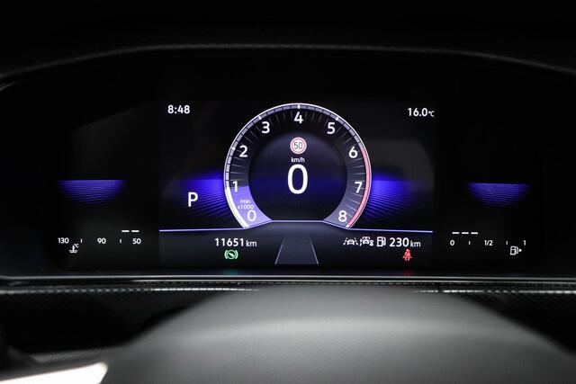 Volkswagen T-Cross 1.0 TSI Life Edition | LED | STOELVERWARMING | DAB | APPLE | CAMERA