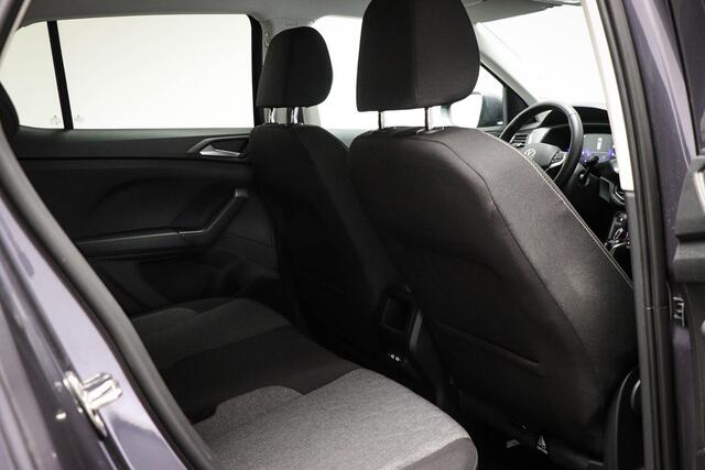 Volkswagen T-Cross 1.0 TSI Life Edition | LED | STOELVERWARMING | DAB | APPLE | CAMERA