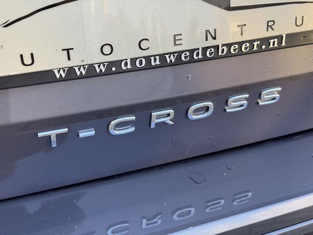 Volkswagen T-Cross 1.5 TSI R-Line IQ. Light | Camera | Sfeerverlichting