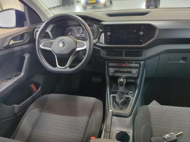 Volkswagen T-Cross 1.0 TSI Life Executive | Navi | Ad cruise control | Trekhaak | PDC