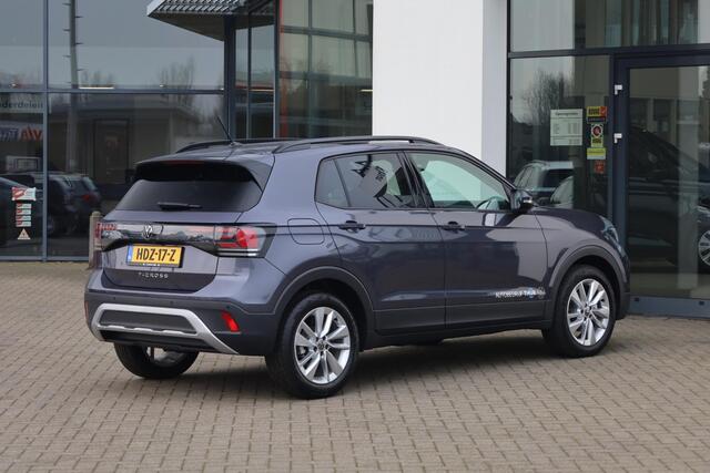 Volkswagen T-Cross 1.0 TSI Life Edition 116PK / 85kW DSG, 17" 'Bangalore' LMV, LED koplampverlichting, Multimedia pakket (navigatie 'discover media', verkeerstekenherkenning, Apple Carplay / Android Auto, telefoon draadloos oplaadbaar), Comfort Pakket (parkeersensoren vóór 