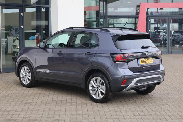 Volkswagen T-Cross 1.0 TSI Life Edition 116PK / 85kW DSG, 17" 'Bangalore' LMV, LED koplampverlichting, Multimedia pakket (navigatie 'discover media', verkeerstekenherkenning, Apple Carplay / Android Auto, telefoon draadloos oplaadbaar), Comfort Pakket (parkeersensoren vóór 