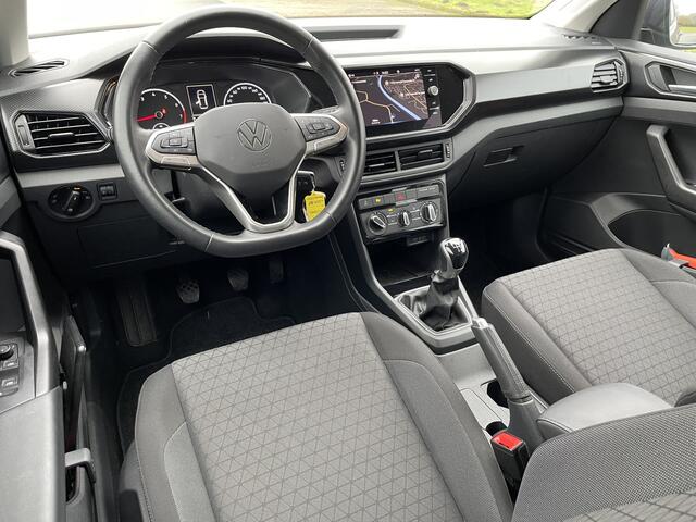 Volkswagen T-Cross 1.0 TSI 95pk Life / Navigatie / Apple Carplay / Parkeersensoren