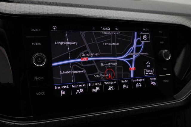 Volkswagen T-Cross 1.0 TSI 115 pk DSG Style | Navigatie | Stoelverwarming | Leder/stof | Parkeersensoren voor/achter