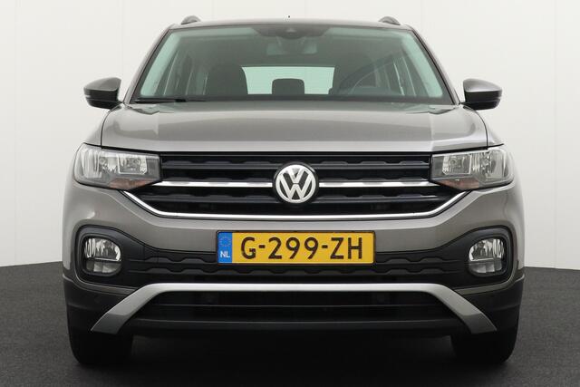 Volkswagen T-Cross 1.0 TSI 96 PK Business Dodehoek Carplay Adapt. Cruise