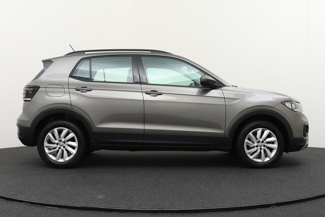 Volkswagen T-Cross 1.0 TSI 96 PK Business Dodehoek Carplay Adapt. Cruise