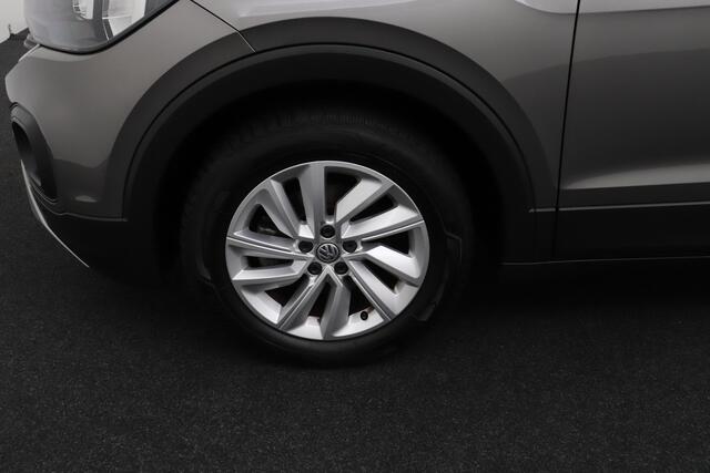 Volkswagen T-Cross 1.0 TSI 96 PK Business Dodehoek Carplay Adapt. Cruise
