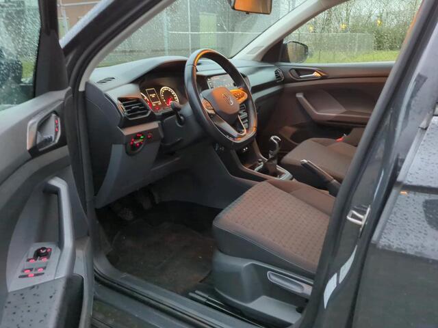 Volkswagen T-Cross 1.0 TSI Life Airco / Bluetooth / 16"LM velgen / Cruise control / LED achterlichten