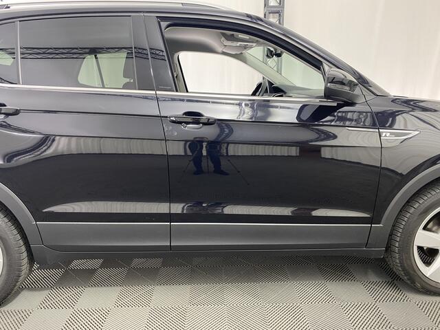 Volkswagen T-Cross 1.0 TSI DSG R-Line 115 pk | Clima | Cruise | Virtual Cockpit | Stoelverw. | Camera | Trekhaak |