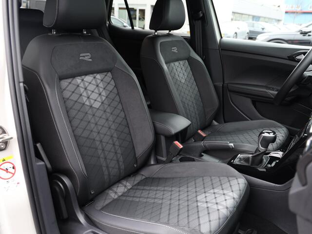 Volkswagen T-Cross 1.0 TSI R-Line 115 pk DSG | Matrix LED | Navigatie | Stoelverwarming | Cruise control