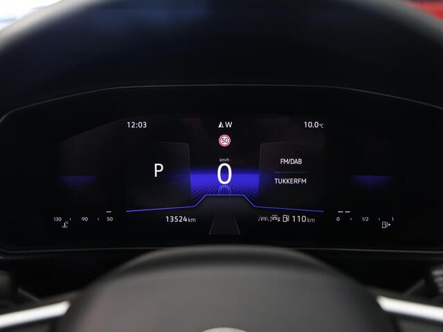 Volkswagen T-Cross 1.0 TSI R-Line 115 pk DSG | Matrix LED | Navigatie | Stoelverwarming | Cruise control