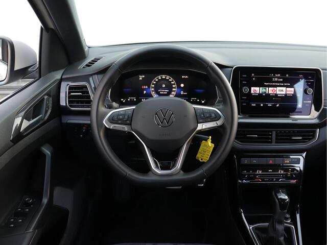 Volkswagen T-Cross 1.0 TSI R-Line 115pk Automaat | Vierseizoenenbanden | Navigatie | Matrix LED | Stoelverwarming | Adaptive Cruise | Climate Control |
