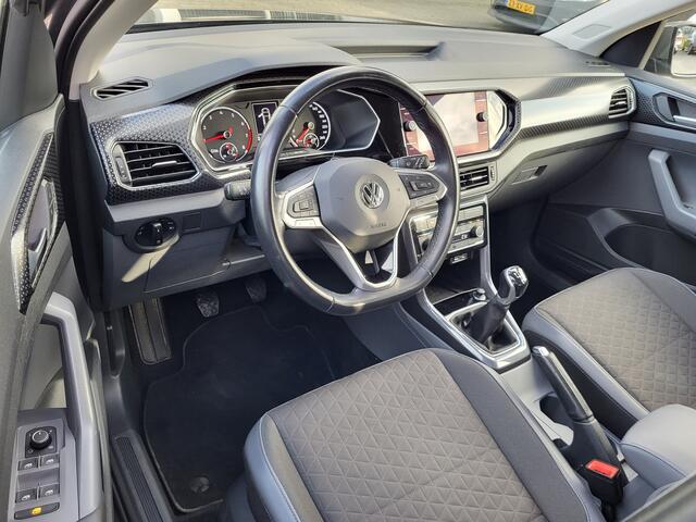 Volkswagen T-Cross 1.0 TSI 116PK Style, App connect, Navi, Clima, Rijklaar met beurt & garantie!