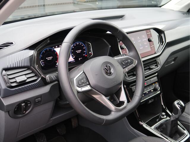 Volkswagen T-Cross 1.0 TSI Life Executive Design | Parkeersensoren | Virtual | Navigatie