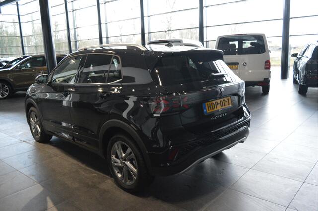 Volkswagen T-Cross 1.0 TSI 2X R-LINE navi clima cruise led pdc trekhaak 17 inch !!