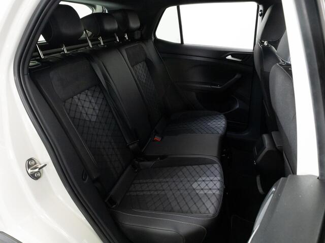 Volkswagen T-Cross R-Line 1.0 TSI 115 PK DSG AUTOMAAT | LED | Navigatie | Adaptieve Cruise Control | Travel Assist | Stoelverwarming |