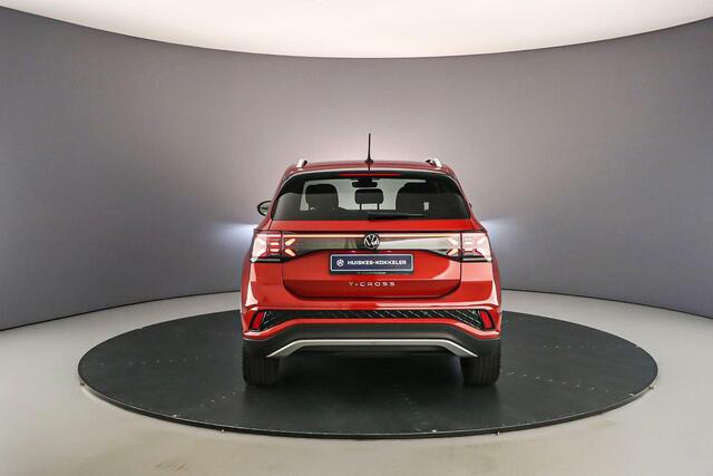 Volkswagen T-Cross R-Line 1.0 TSI 115pk DSG Automaat Adaptive cruise control, LED matrix koplampen, Navigatie, Achteruitrijcamera, Stoelverwarming, Parkeersensoren, App connect