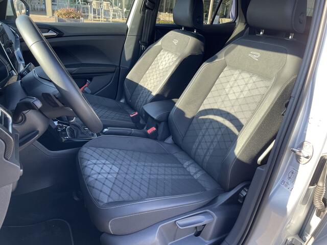 Volkswagen T-Cross 1.0 TSI 115pk R-Line Business / Navigatie / Stoelverwarming / Camera
