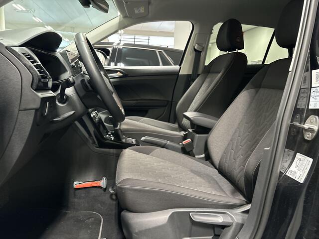 Volkswagen T-Cross 1.0 TSI 115pk DSG automaat Life Edition | Achteruitrijcamera | App-Connect | Parkeersensoren | Stoelverwarming | 17'' Inch | Garantie t/m 19-06-2028 of 100.000km