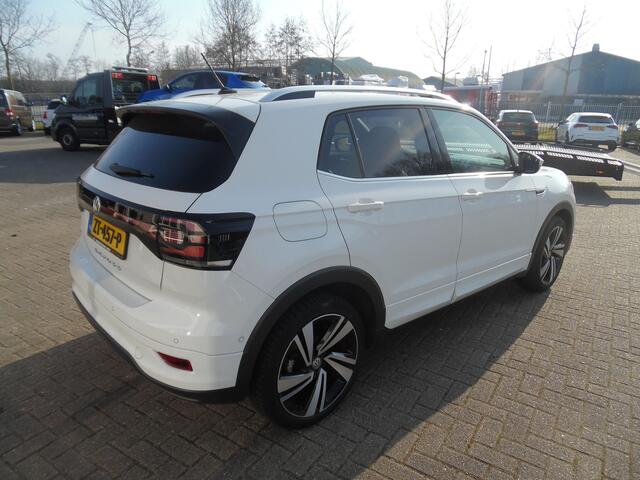 Volkswagen T-Cross 1.0 TSI Style 2 x R-Line