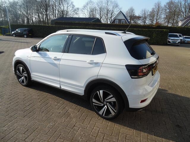 Volkswagen T-Cross 1.0 TSI Style 2 x R-Line