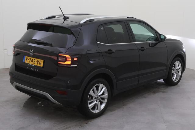 Volkswagen T-Cross 1.0 TSI 110pk DSG Style / Virtual Cockpit / LED / Navigatie / Camera / 17" LMV