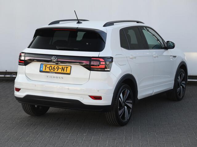 Volkswagen T-Cross 1.0 TSI R-Line 110PK DSG | Cruise control | LED | Camera | 18 inch velgen | Navigatie