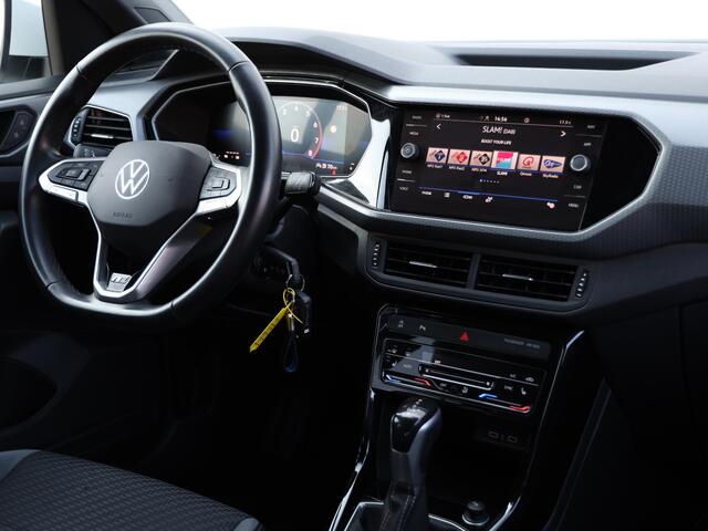 Volkswagen T-Cross 1.0 TSI R-Line 110PK DSG | Cruise control | LED | Camera | 18 inch velgen | Navigatie