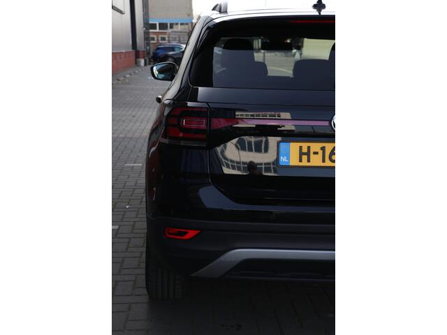 Volkswagen T-Cross 1.0 TSI Life Automaat | apple carplay | ACC | blind spot