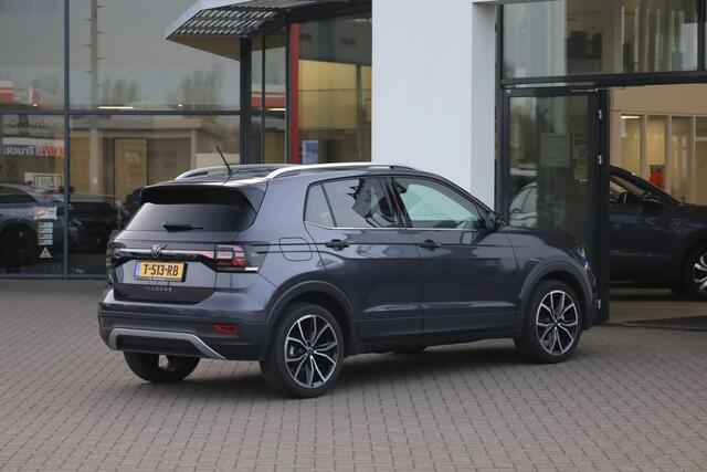 Volkswagen T-Cross 1.0 TSI Style 110PK / 81kW DSG, Achteruitrijcamera (rear view), design pakket 'black', multi-function display plus, adaptieve cruise control (acc), licht & zicht pakket, multimedia pakket, navigatie, parkeersensoren voor en achter (pdc), DAB+, elektrisch 