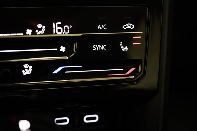 Volkswagen T-Cross 1.0 TSI Life | CLIMA | STOELVERWARMING | APPLE | CAMERA