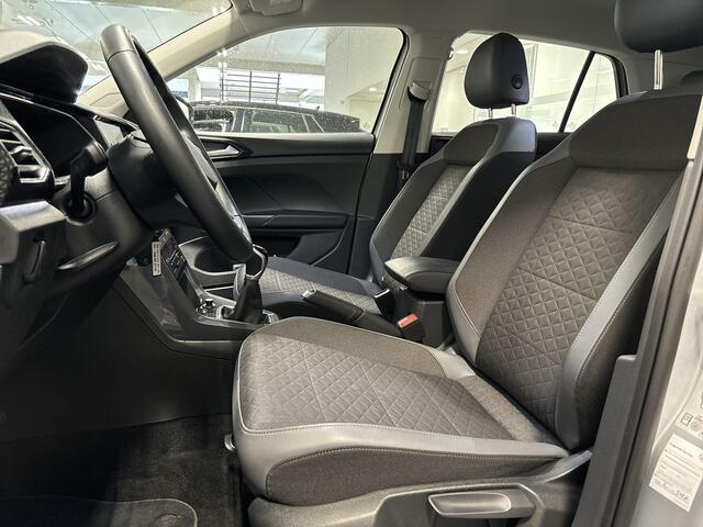 Volkswagen T-Cross 1.0 Tsi 110pk Style · Apple/Android Car Play · Navi · P-Sensoren · Verkeersbord Herkenning · 17'' Inch · Garantie t/m 20-01-2027 of 100.000km