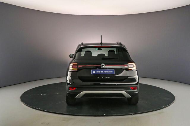 Volkswagen T-Cross Life 1.0 TSI 110pk DSG Automaat Achteruitrijcamera, Adaptive cruise control, App connect, DAB, Radio, Airco, Stoelverwarming, Parkeersensoren, Bluetooth