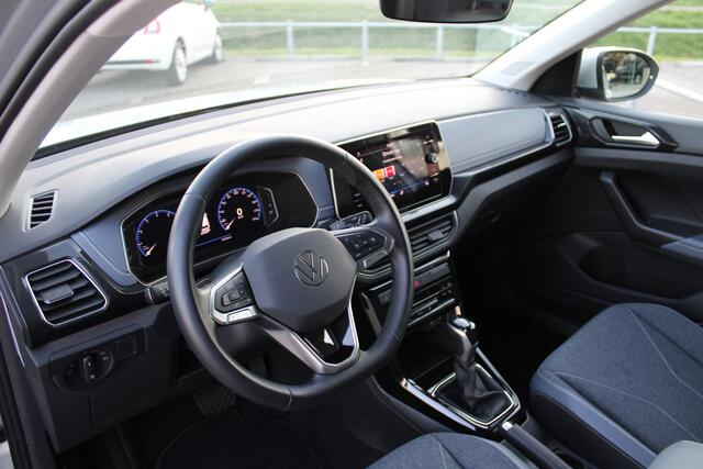 Volkswagen T-Cross 1.0 TSI Style 110pk - Navi - LED - Virtual cockpit - Stoelverwarming - Rijklaar