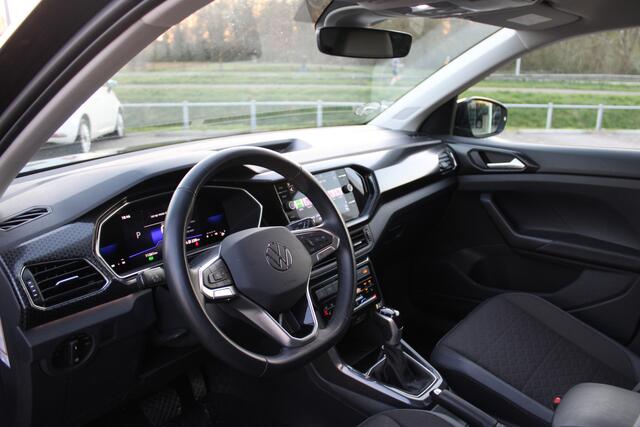 Volkswagen T-Cross 1.5 TSI Style 150pk - Carplay - Virtual cockpit - Camera - LED - Stoelverwarming - Rijklaar