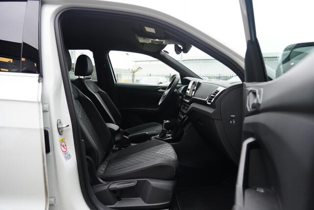 Volkswagen T-Cross 1.5 TSI R-Line Business 150pk Navigatie/Stoelverwarming/Camera