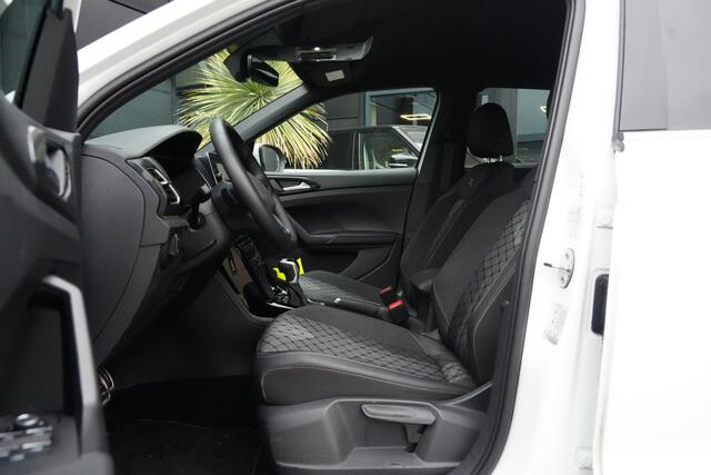 Volkswagen T-Cross 1.5 TSI R-Line Business 150pk Navigatie/Stoelverwarming/Camera