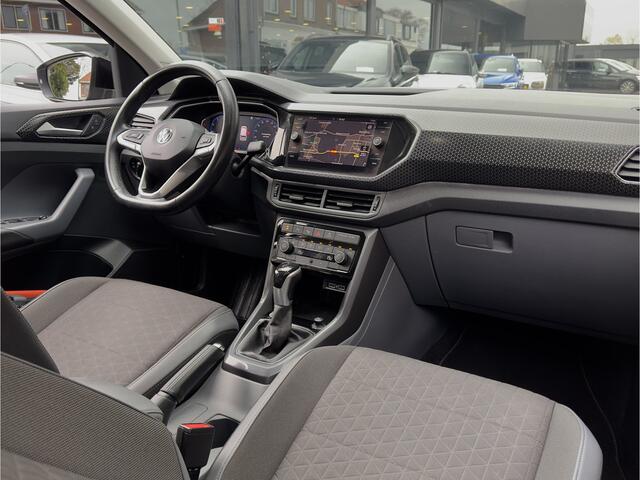 Volkswagen T-Cross 1.0 TSI AUT7 STYLE NAVI CAMERA DIGI-DASH APPLE-CARPLAY LED LMV PDC