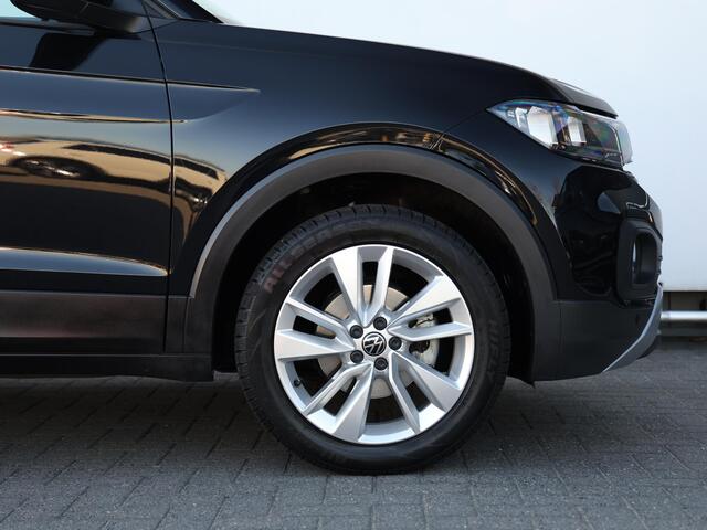 Volkswagen T-Cross 1.0 TSI 95PK Life | Camera | Climate control | Navigatie | Cruise Control | 17'' Velgen met All-Season banden | Spiegelpakket | Apple Carplay/Android Auto