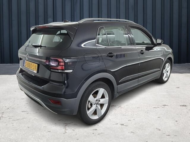 Volkswagen T-Cross 1.0 TSI Style (111 PK) 1e-Eig & Dealer-Onderh. BOVAG-Garantie. Navigatie/Apple-Carplay/Android-Auto, Adaptive-Cruisecontrol, Parkeersensoren-V+A, Achteruitrijcamera, DAB, Sportstoelen, Licht-Zicht-Pakket, Lm-Velgen Privacy-Glas
