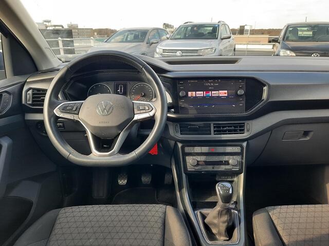 Volkswagen T-Cross 1.0 TSI Life Exe | Navi | Privacy Glass | 17"