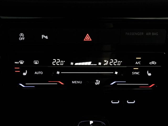 Volkswagen T-Cross R-Line 1.0 TSI 115pk Automaat | Matrix LED | Stoelverwarming | Navigatie | Adaptieve Cruise Control |