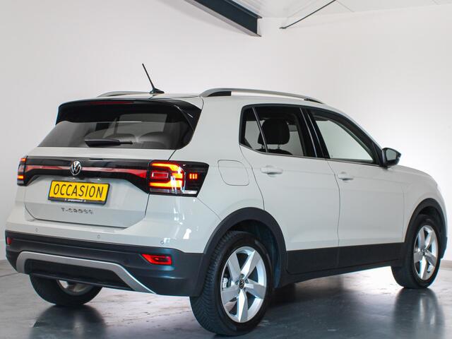 Volkswagen T-Cross 1.0 TSI Style Navigatie, Achteruitrijcamera, Apple CarPlay/Android Auto, Climate Control, Automaat